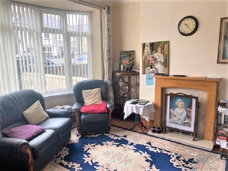 Llewellyn Street, Glynneath, Neath... 3 bed semidetached house £125,000