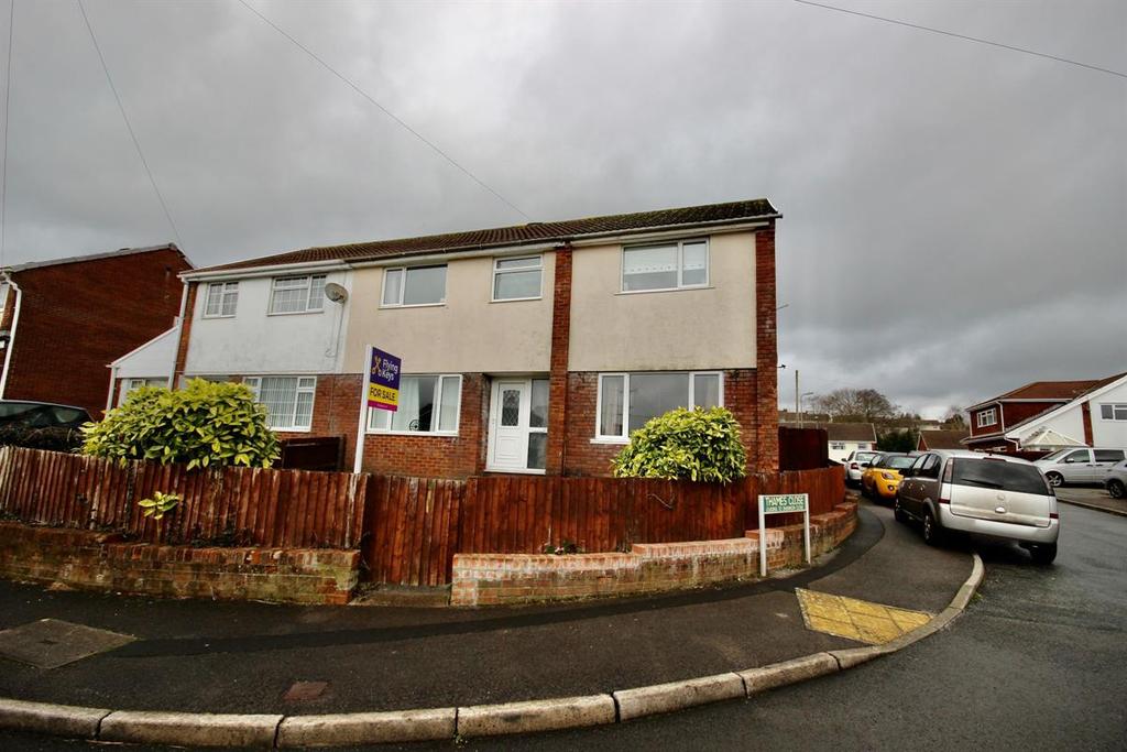 Severn Road, Pontllanfraith, Blackwood 4 bed semidetached house £210,000