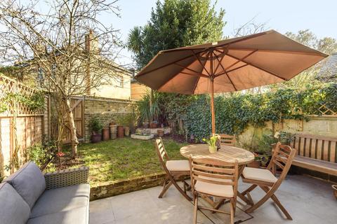 7 Victoria Road, Teddington, TW11 0BB
