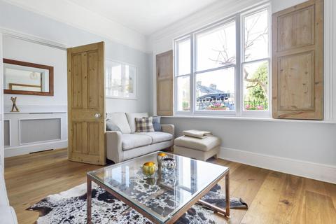 7 Victoria Road, Teddington, TW11 0BB