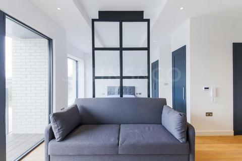 undefined, Globe House, London City Island, London, E14