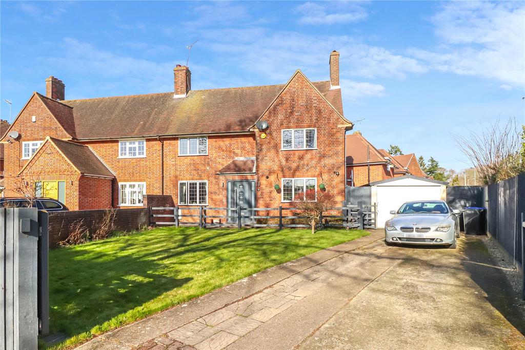 Hyde Green, Beaconsfield, Buckinghamshire, HP9 3 bed semidetached