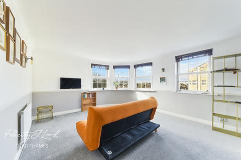 22 Edward Square, London, SE16 5EE