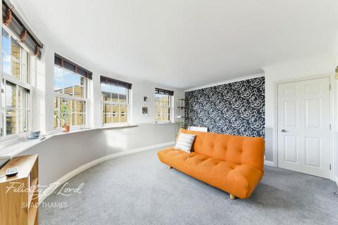 22 Edward Square, London, SE16 5EE