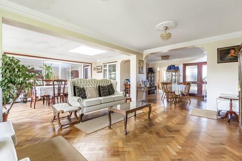 43 Albyfield, Bromley, BR1 2HY