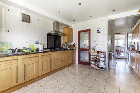 43 Albyfield, Bromley, BR1 2HY