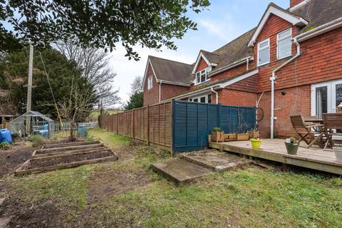 17 Eldon Road, Kings Somborne, Stockbridge, SO20 6NN