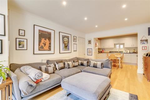 2 bedroom apartment to rent, Bolingbroke Grove, SW11