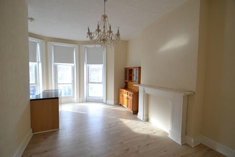 2 bedroom apartment to rent, Terminus Road, Eastbourne BN21