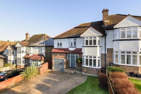 37 Pickhurst Park, Bromley, BR2 0UE