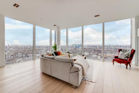 2 bedroom apartment to rent, Avantgarde Place, 143 Avantgarde Tower, London E1