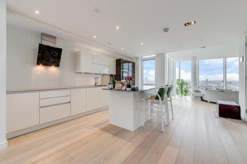 2 bedroom apartment to rent, Avantgarde Place, 143 Avantgarde Tower, London E1