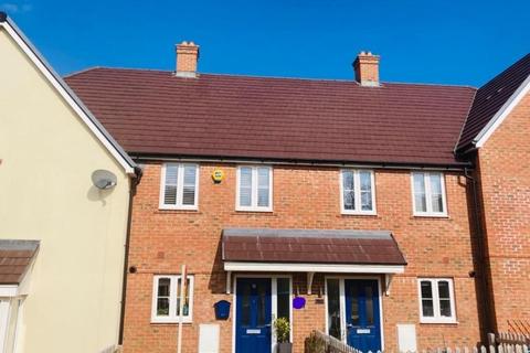 16 White Clover Drive, Basingstoke, RG23 7FL