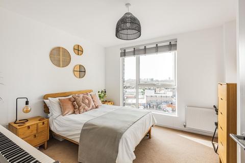 20, Ravenswood Court Stanley Road, London, W3 8GQ
