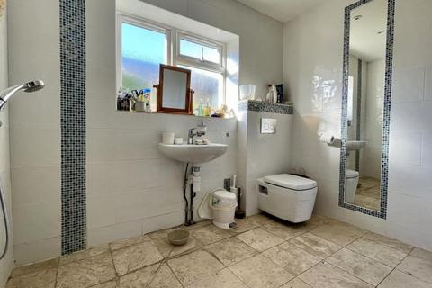 33 Addison Square, Ringwood, BH24 1NY