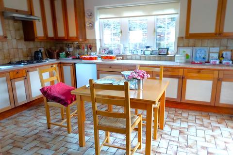 48 Valley Road, Henley-on-thames, RG9 1RR