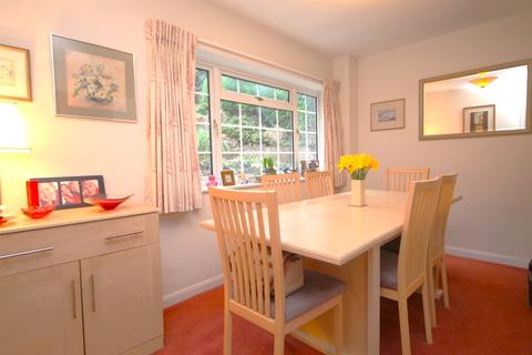 48 Valley Road, Henley-on-thames, RG9 1RR