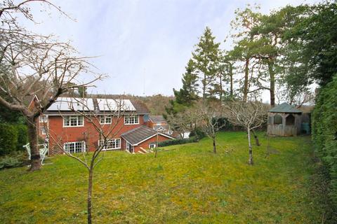 48 Valley Road, Henley-on-thames, RG9 1RR