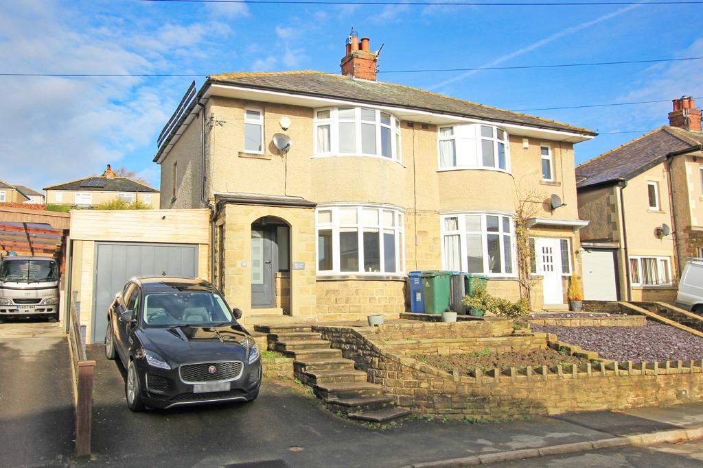 Regent House, 35 Regent Drive, Skipton, 3 bed semidetached house £