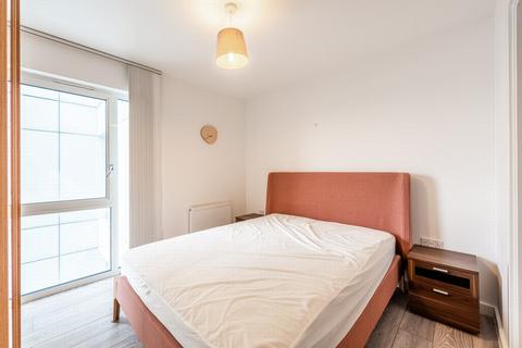 2 bedroom flat to rent - Barge Walk, Greenwich, SE10