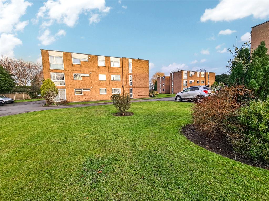Grange Court, Grange Road, Bowdon... 2 bed apartment £265,000