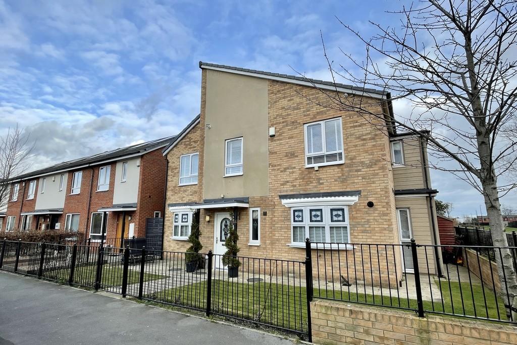 Beaumont Street, Southwick 6 bed detached house for sale £209,950