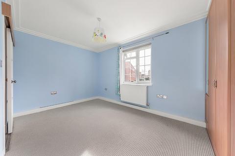 3 bedroom flat to rent, Blenheim Court, Stanmore Road, Richmond, Surrey