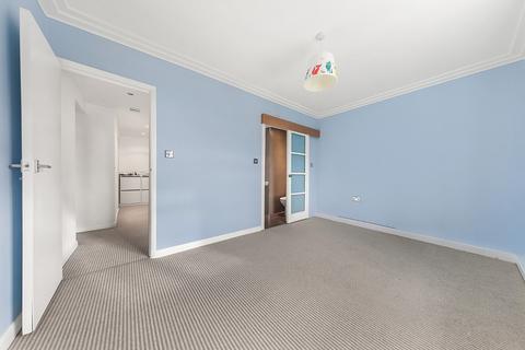 3 bedroom flat to rent, Blenheim Court, Stanmore Road, Richmond, Surrey