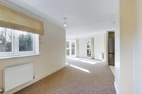 2 bedroom flat to rent, Copeland House, Rathlin Road, Crawley