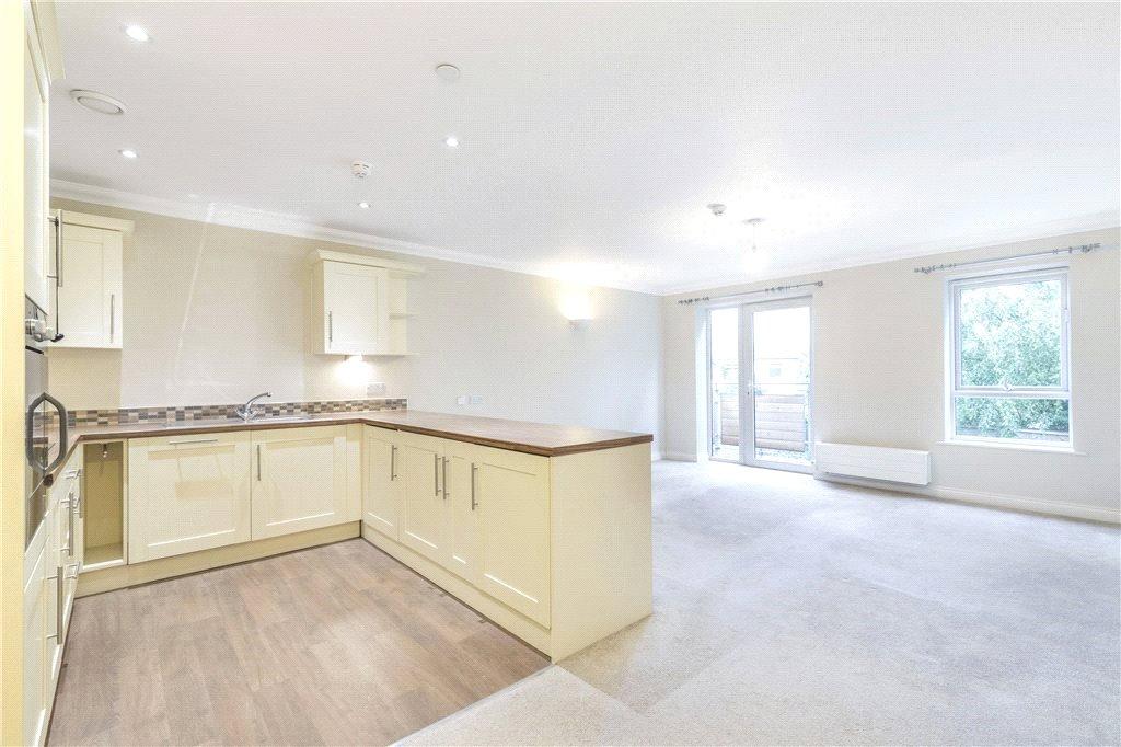 Light &amp; Spacious