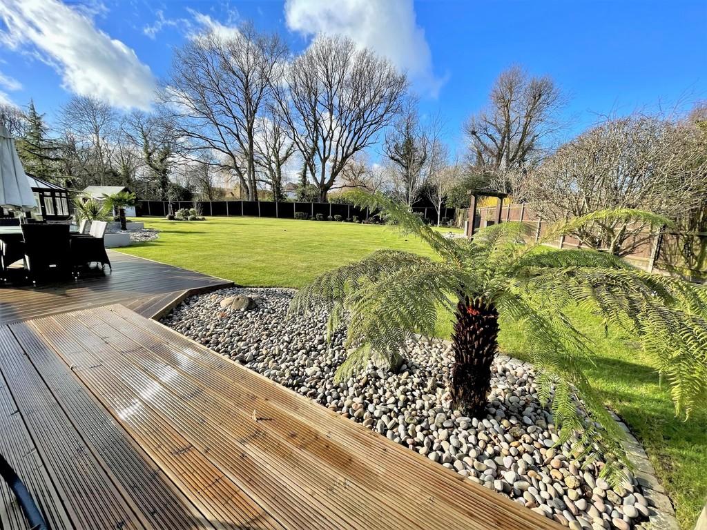 Skylark Meadows, Whiteley 6 bed detached house £2,000,000