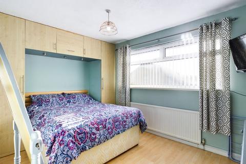 8 Ascot Close, Cardiff, CF5 5BE