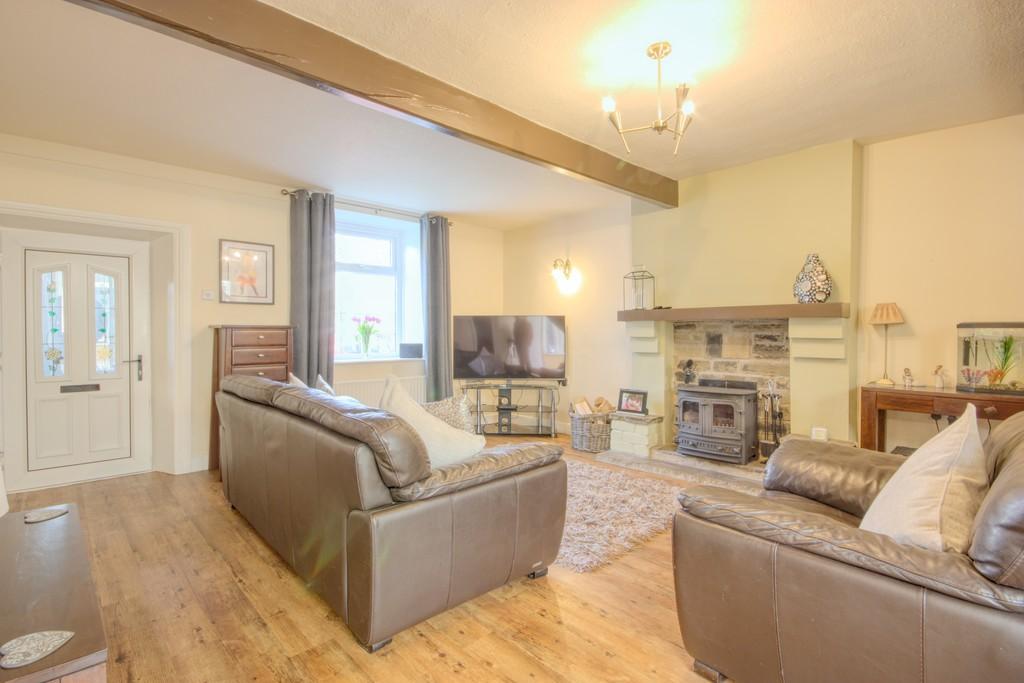 Water Street, Earby 2 bed cottage £169,500