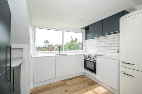 2 bedroom maisonette to rent, Loraine Road, Holloway, London