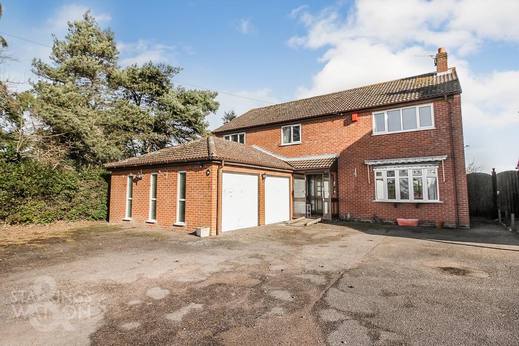 Norwich Road, Ditchingham, Bungay 4 bed detached house £500,000