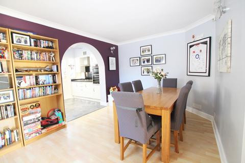 72 Green Walk, Crayford, Dartford, DA1 4JL