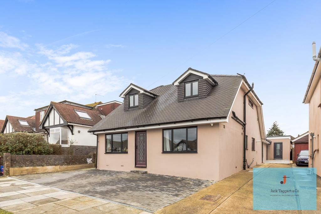 Larkfield Way, Brighton, BN1 5 bed detached house £1,050,000