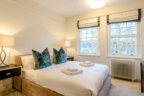 2 bedroom apartment to rent, Pelham Court, SW3