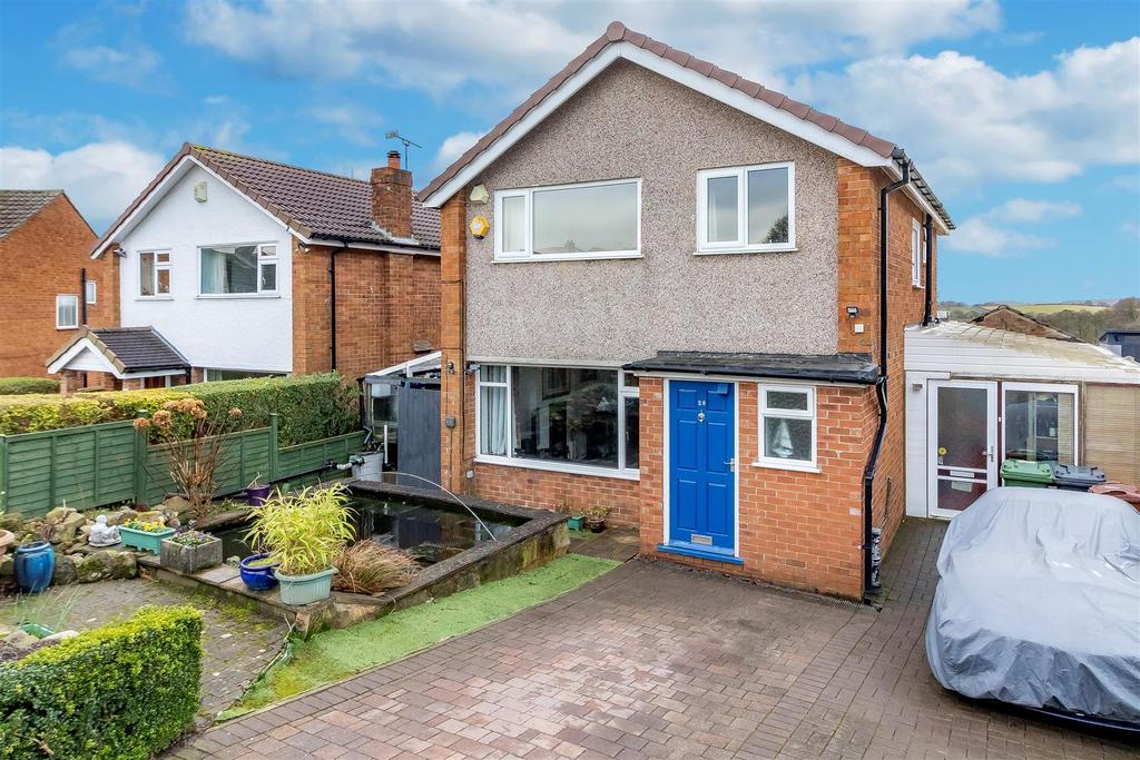 Parklands Gate, Bramhope, Leeds 3 bed detached house £495,000