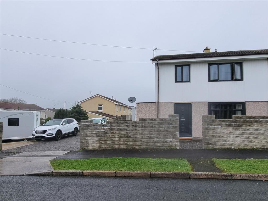 St. Illtyds Road, Bridgend 3 bed semidetached house £149,950