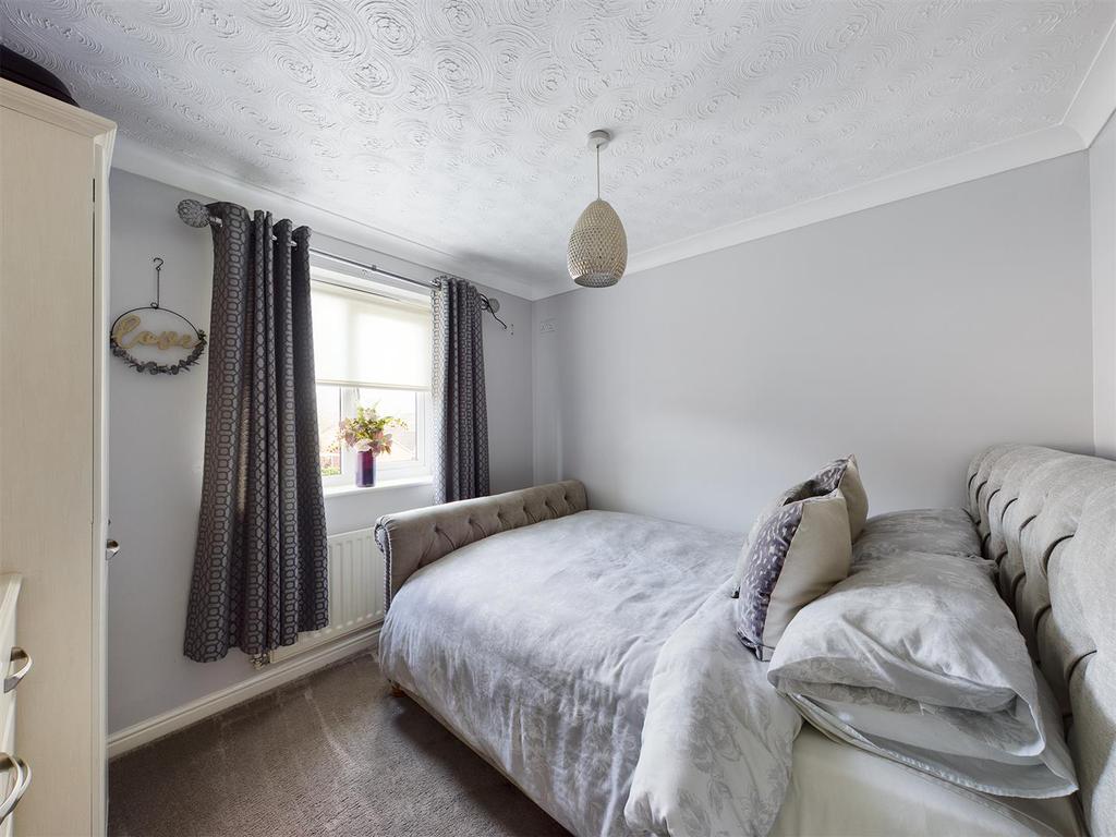 Bedroom: