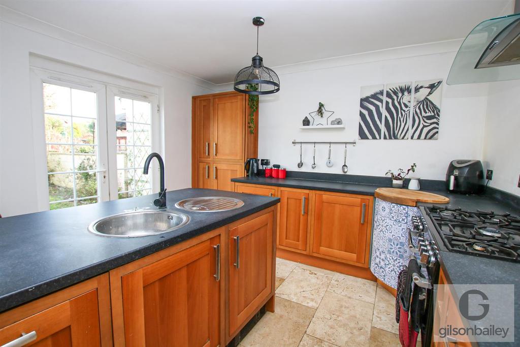 Long John Hill, Norwich 4 bed semidetached house £310,000