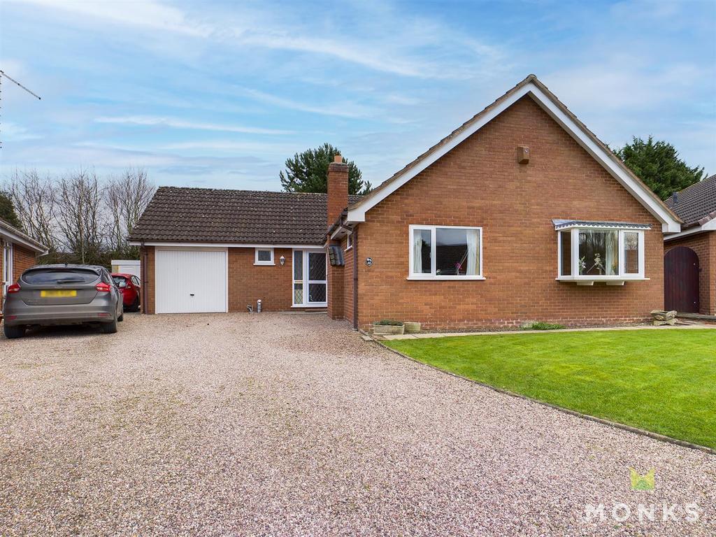 Eckford Park, Wem, Shropshire 3 bed detached bungalow £325,000