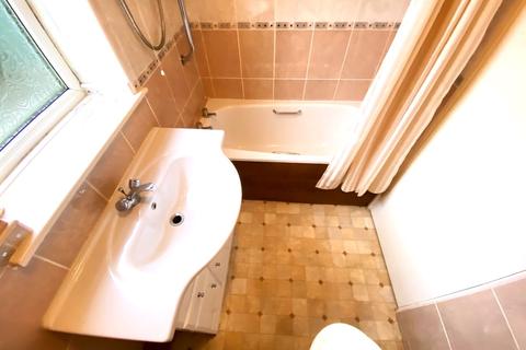 44 Emerald Avenue, Blackburn, BB1 9RP