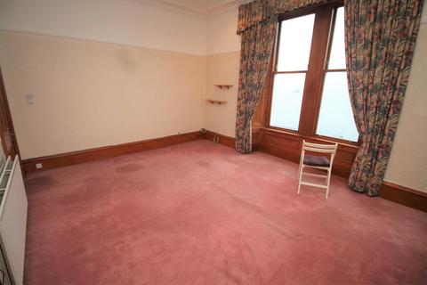 23 Ashton Road, Gourock, PA19 1BY