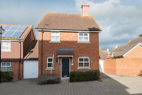 6 Benedictine Road, Minster, Ramsgate, CT12 4BN