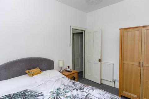 4 Leo Terrace, Withernsea, HU19 2JD