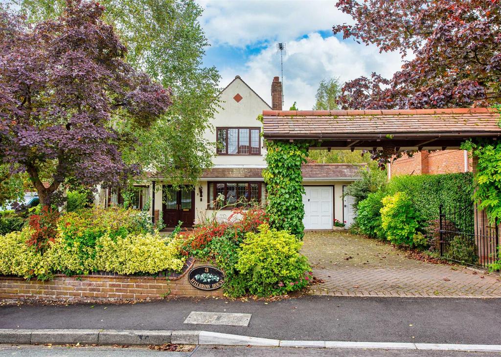 Hillbrow House, 3 Springhill Park, Lower Penn, Wolverhampton 3 bed