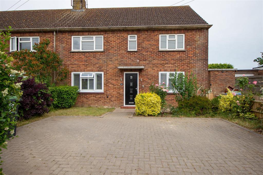 Windmill Avenue, Hassocks 2 bed flat £329,000