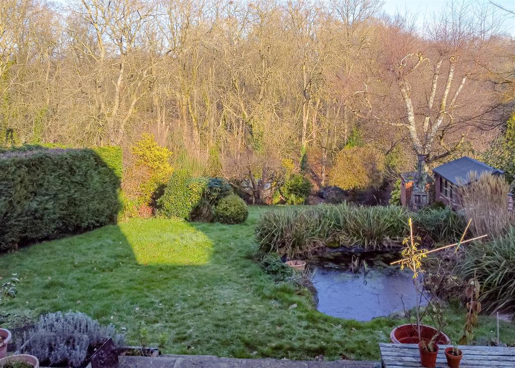 104 Dunval Road, Bridgnorth 3 bed detached house £425,000